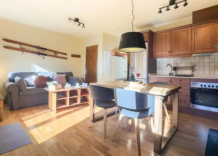 El Pla De L'os Apartman